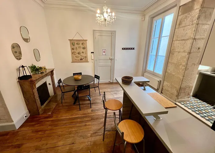 Spacieux T2 Centre De アパート *